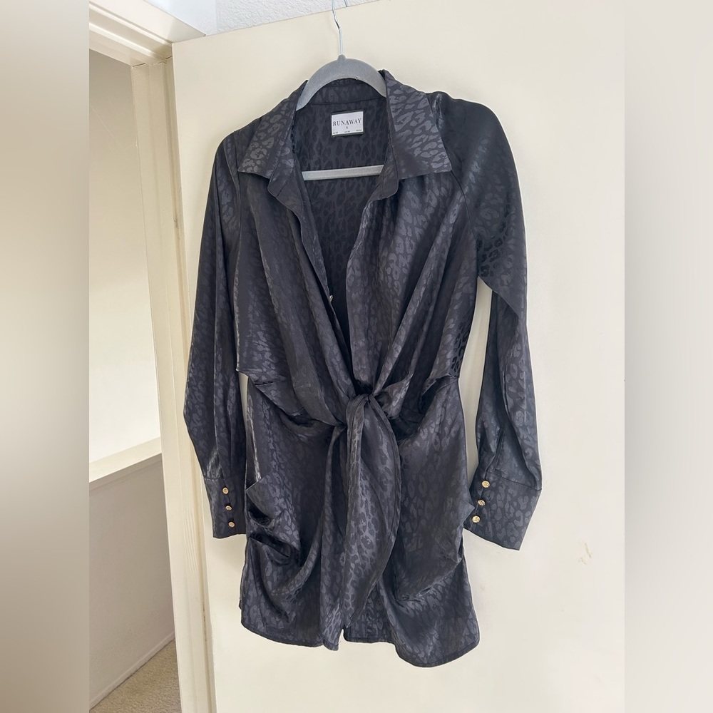 Black leopard Runaway dress